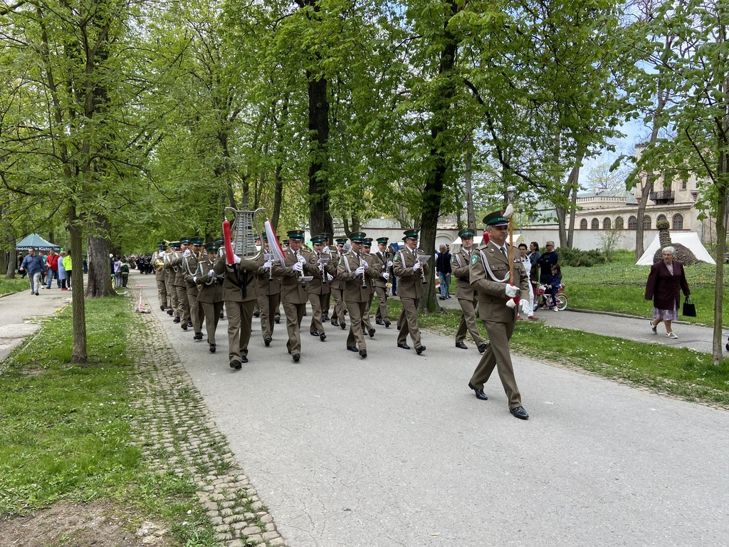 Obchody 3 maja. Żródło: Urząd Marszałkowski w Kielcach