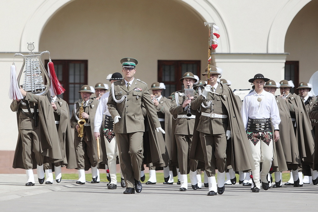 8 Uroczystość nadania sztandaru dla AŚ w Kielcach. fot. Wiktor Taszłow - Radio Kielce 