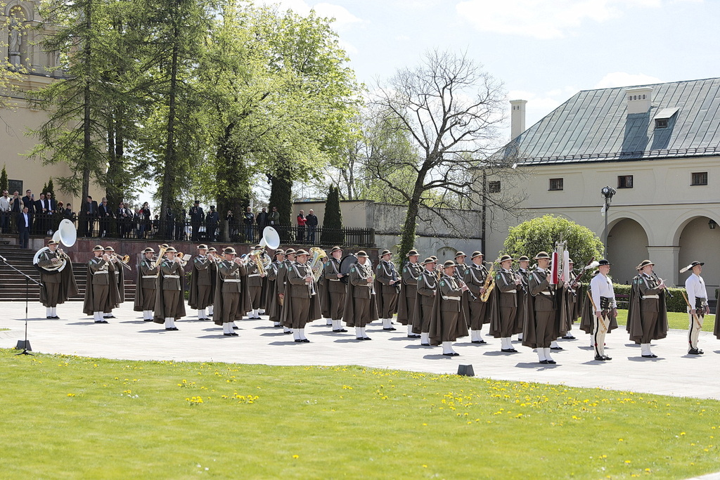 7 Uroczystość nadania sztandaru dla AŚ w Kielcach. fot. Wiktor Taszłow - Radio Kielce 