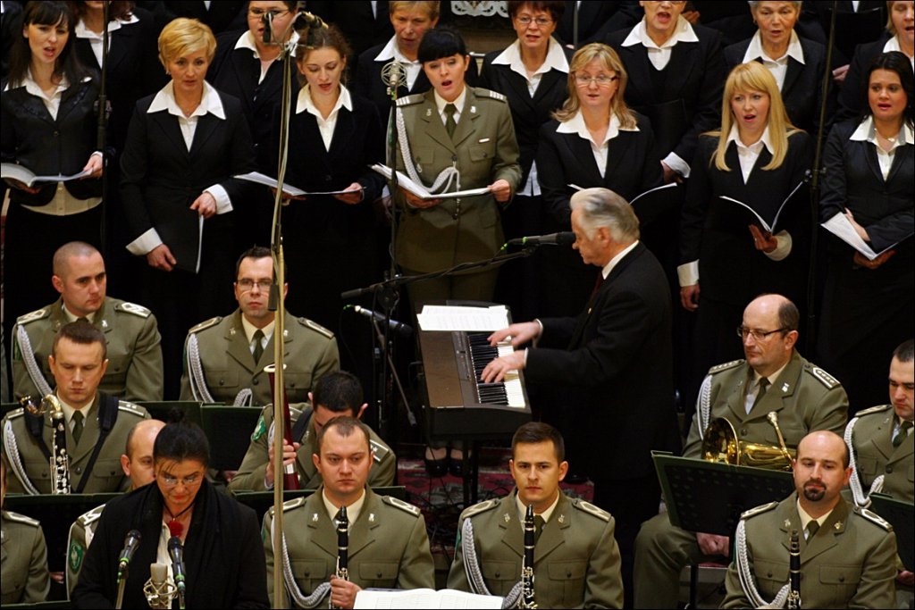 Koncert patriotyczno kolędowy w kościele Matki Bożej Bolesnej w Nowym Sączu 25 styczeń 2015 #9