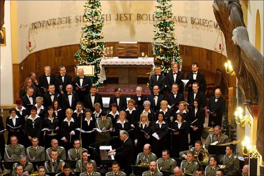 Koncert patriotyczno kolędowy w kościele Matki Bożej Bolesnej w Nowym Sączu 25 styczeń 2015 #11